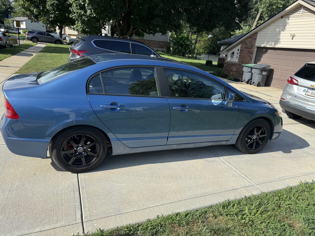 Civic &mdash; side and rear glass