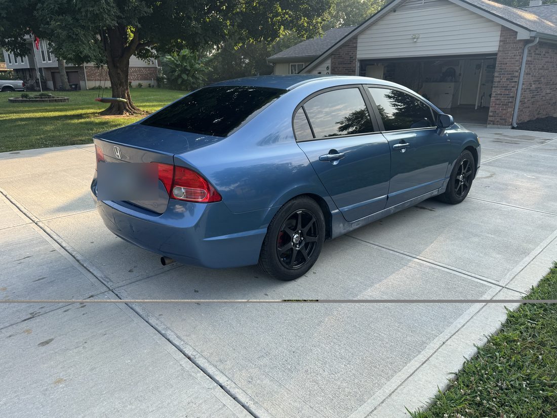 Civic &mdash; rear three-quarter